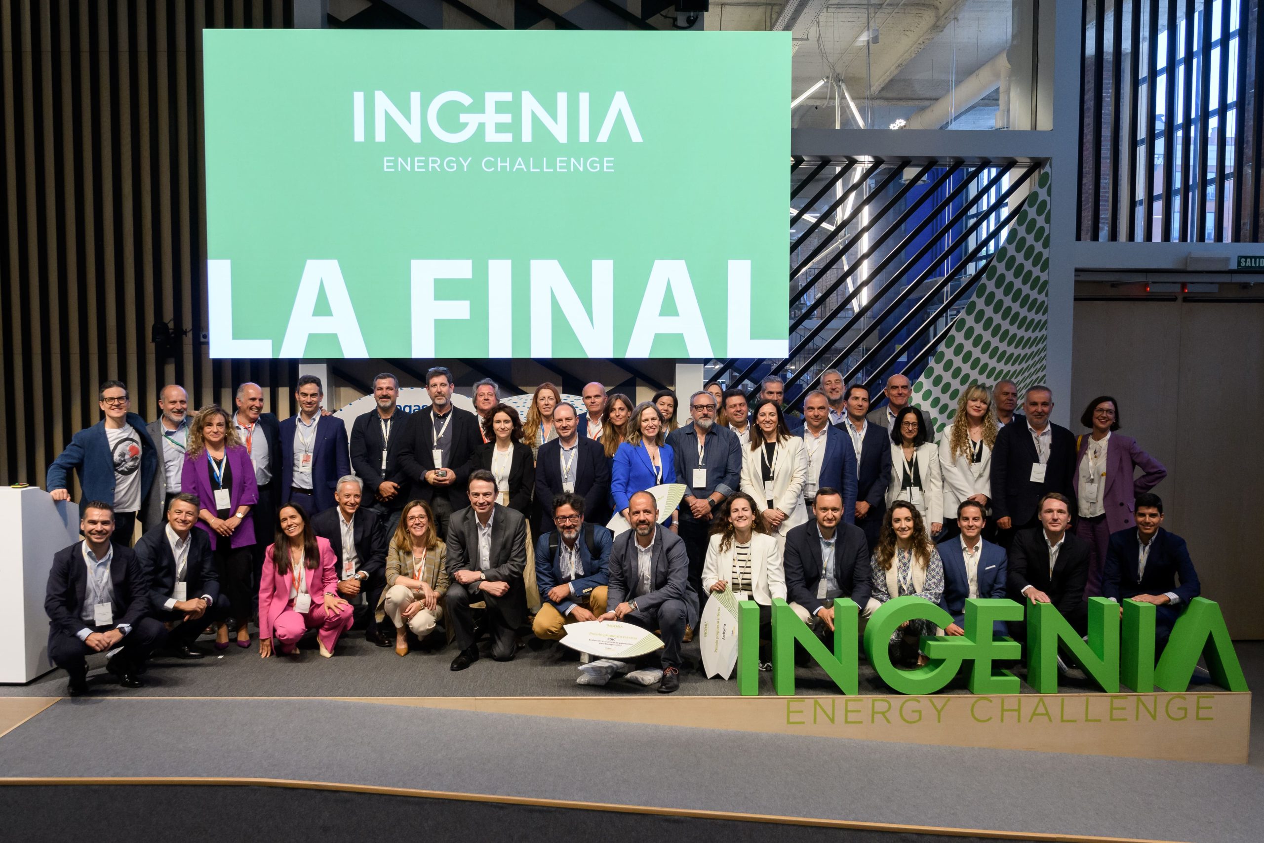 Imagen que muestra a los ganadores del Ingenia Energy Challenge 2024